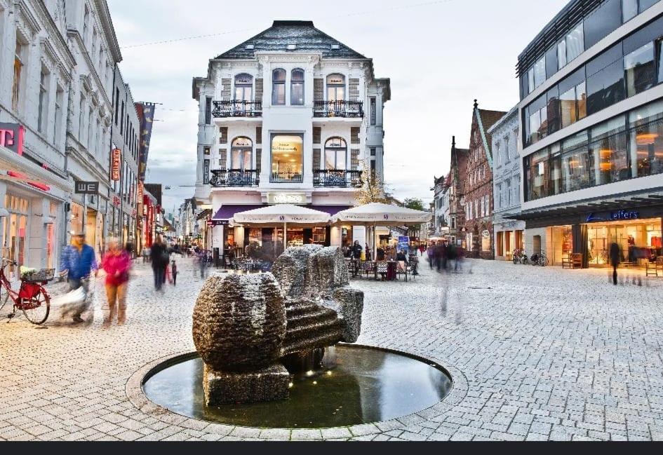 Hafenperle Ferienwohnung Am Alten Stadthafen In Oldenburg - Zentrale City Lage Exterior foto